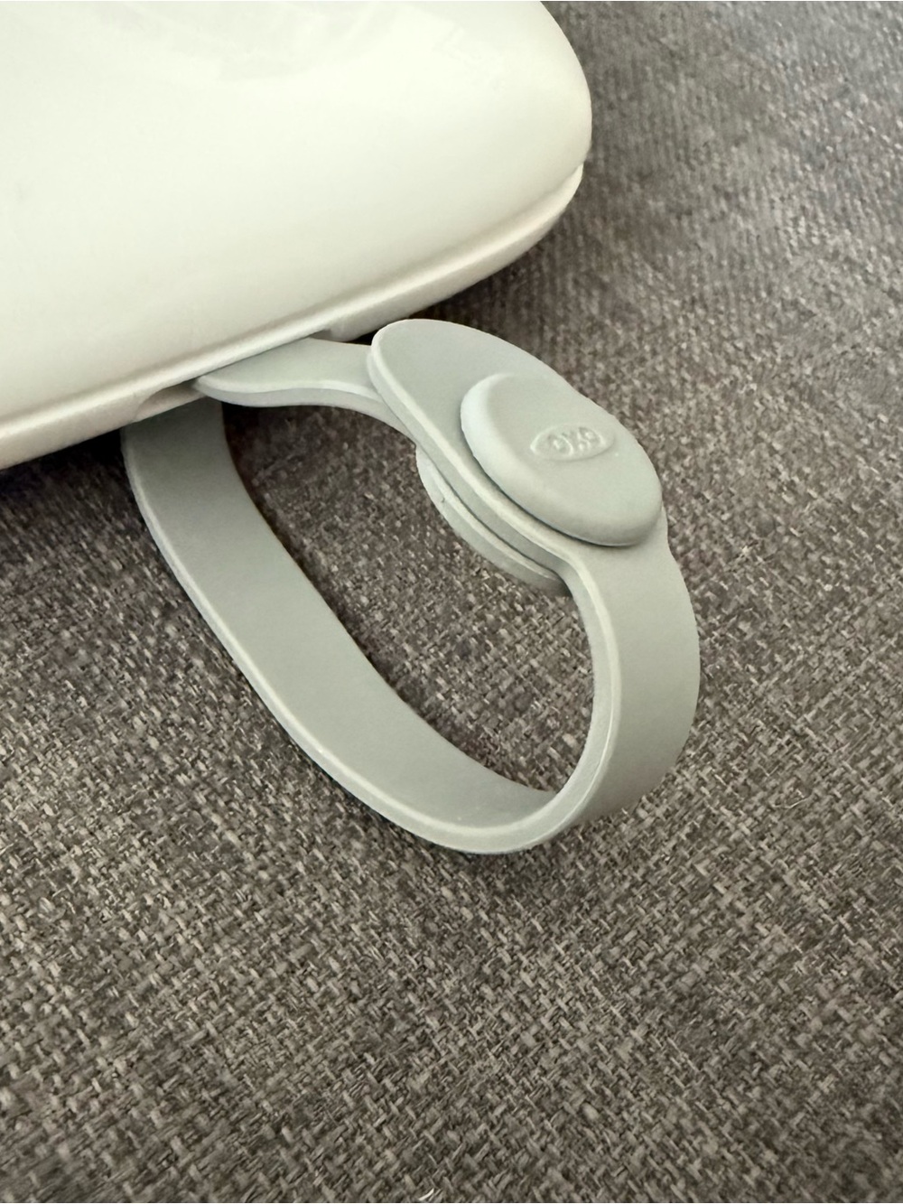 OXO Tot On-The-Go Wipes Dispenser - Picture 4 of 4